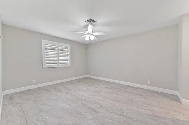 $2,100 | 13745 Flora Place, Unit B, Delray Beach, FL 33484