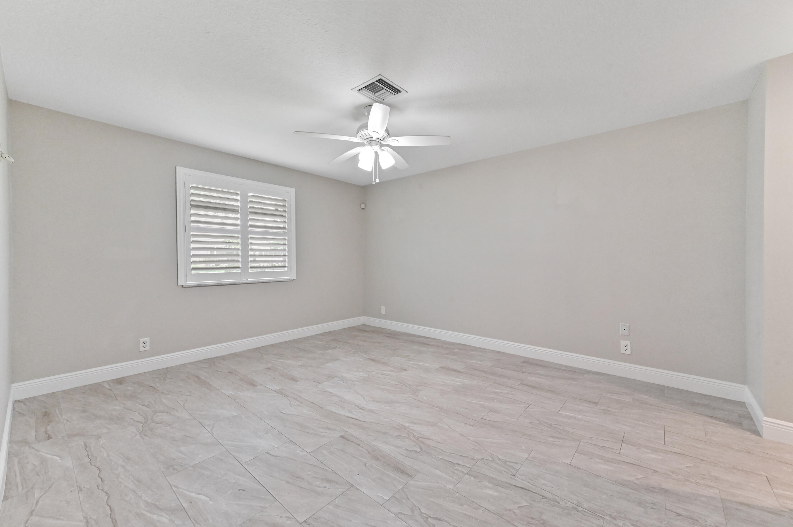 13745 Flora Place, Unit B Delray Beach, FL 33484 - Photo 16 of 28 17 Bedroom 01