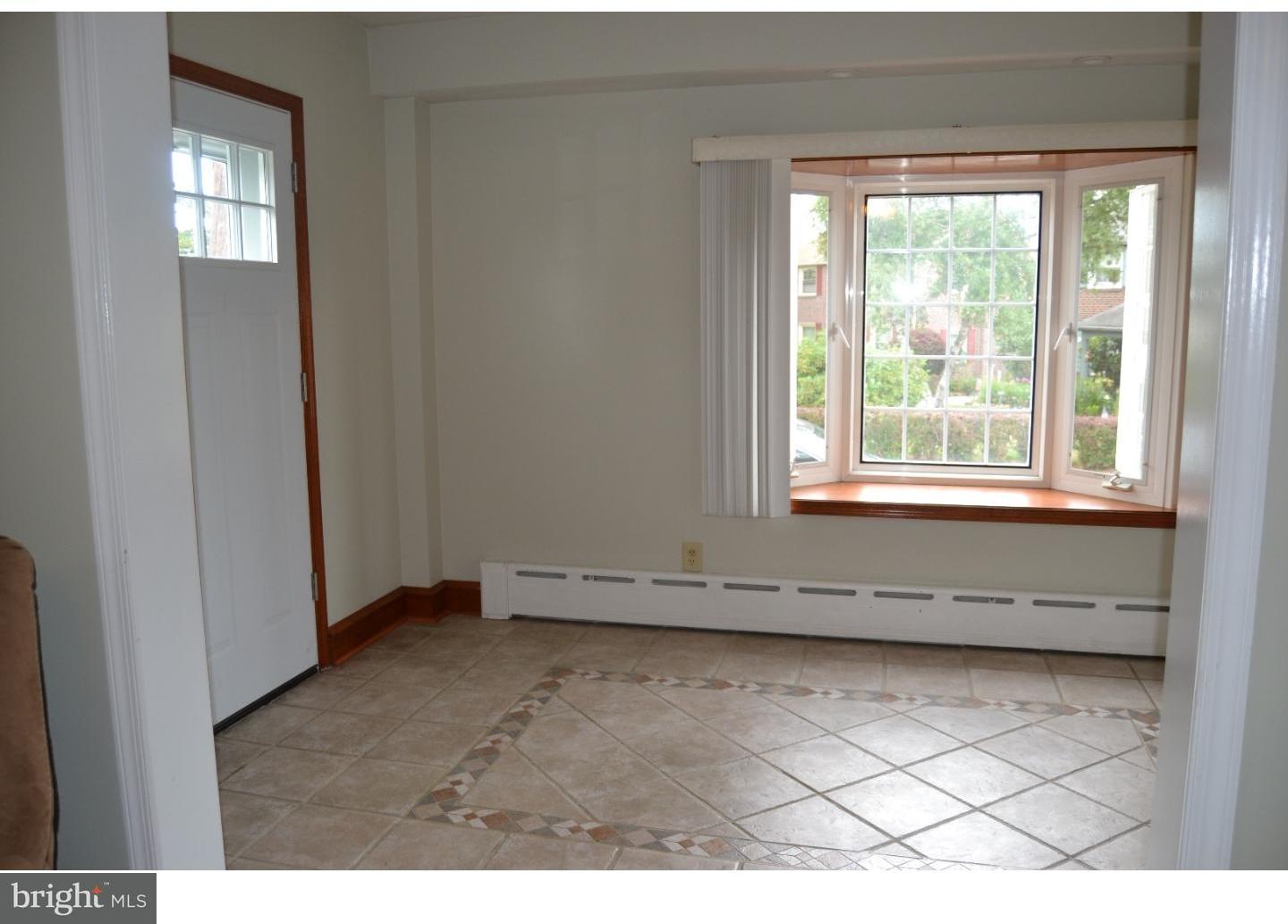 562 Wales Road Havertown, PA 19083 - Photo 4 of 24