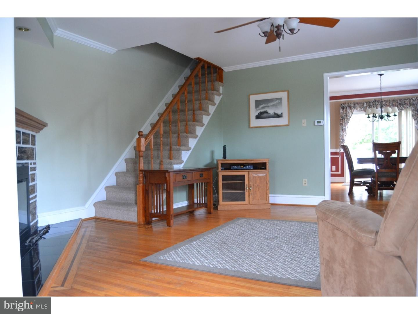 562 Wales Road Havertown, PA 19083 - Photo 7 of 24