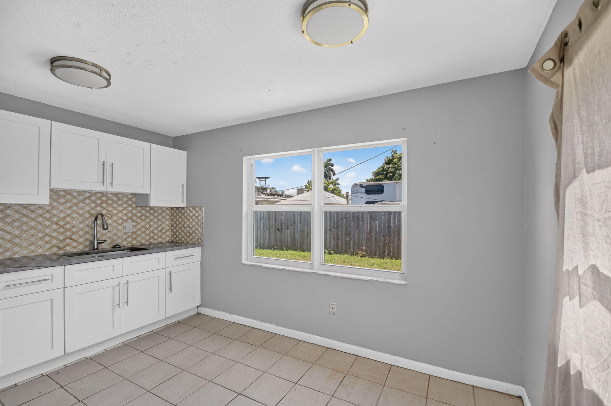 3382 Rudolph Road Lake Worth, FL 33461 - Photo 14 of 43 14-web-or-mls-DSC_9206