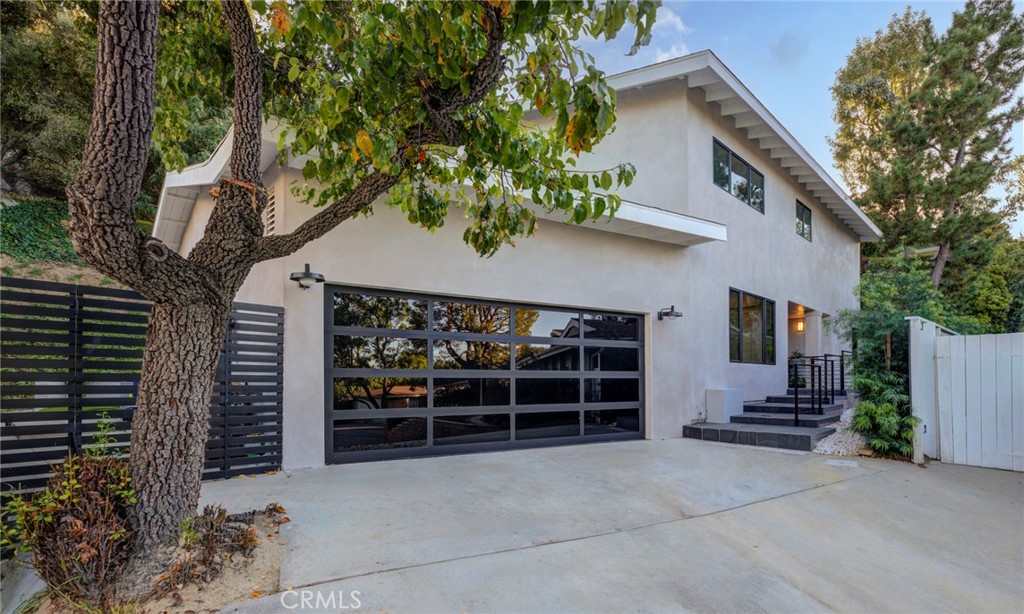 3420 Castlewoods Place, Sherman Oaks, CA 91403 Compass