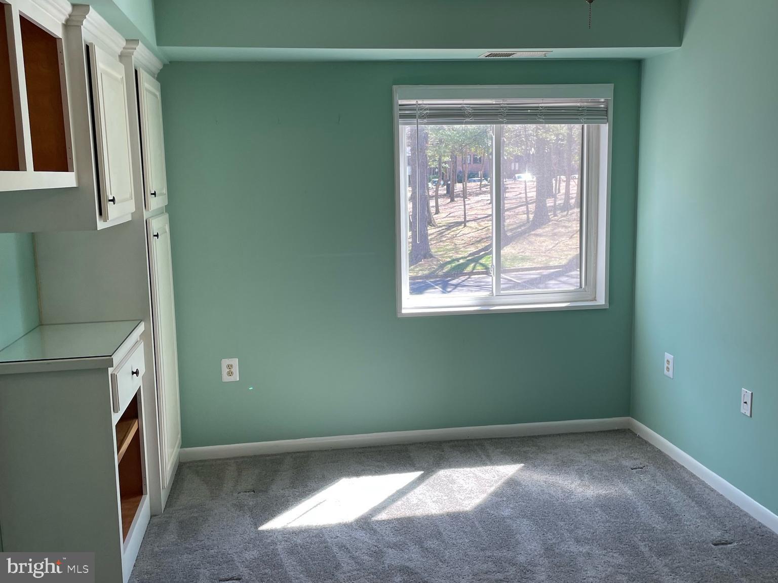 1529-11 Northgate Square, Unit 152911B Reston, VA 20190 - Photo 4 of 12