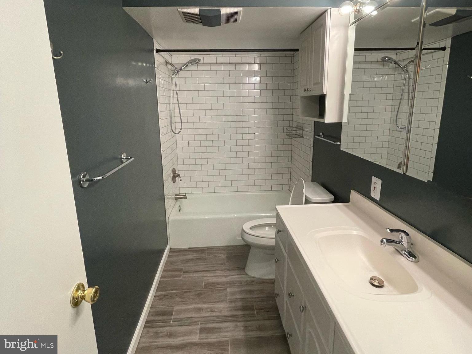 1529-11 Northgate Square, Unit 152911B Reston, VA 20190 - Photo 10 of 12