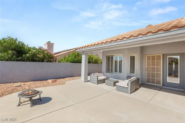 $2,200 | 3870 Cotillion Court, Las Vegas, NV 89147