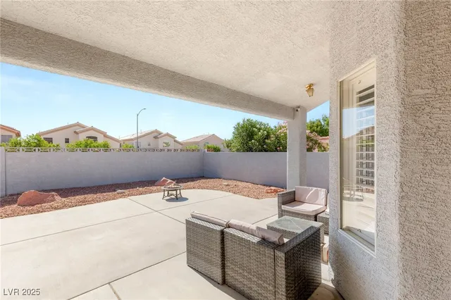 $2,200 | 3870 Cotillion Court, Las Vegas, NV 89147