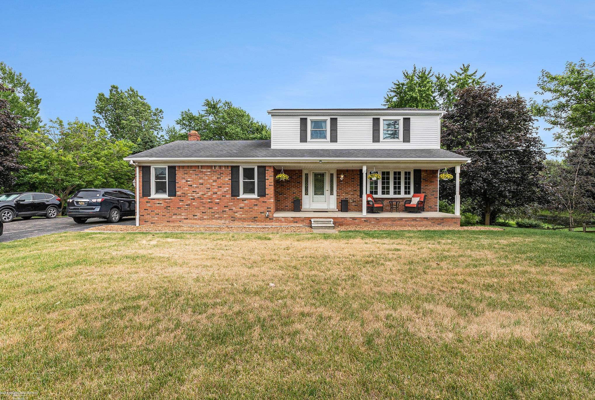 21180 Armada Ridge Road Armada, MI 48005 - Photo 8 of 40 50179609-49f0391b-97bb-4611-b0c1-32414866db8d.JPG