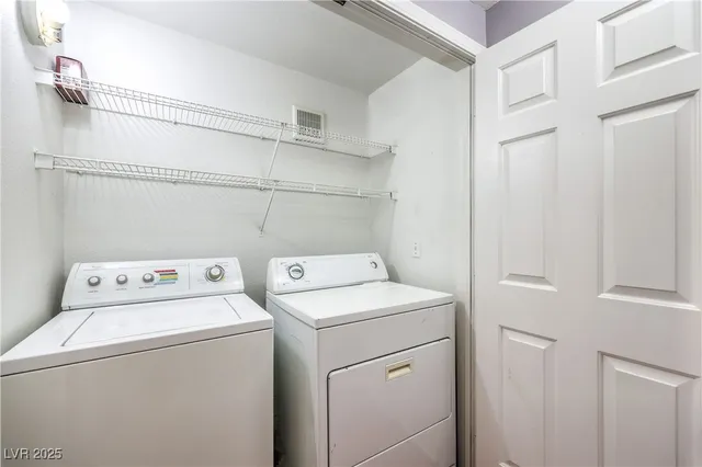 $1,699 | 1830 North Buffalo Drive, Unit 2085, Las Vegas, NV 89128