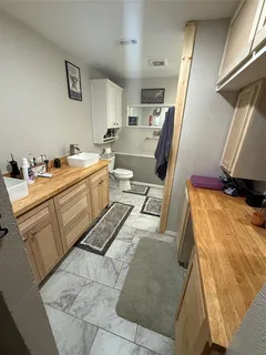 $390,000 | 32894 County Road 2142, Kemp, TX 75143