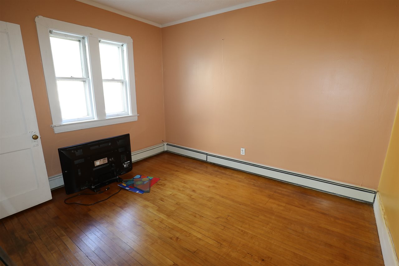 58 Brook Street Manchester, NH 03104 - Photo 13 of 23