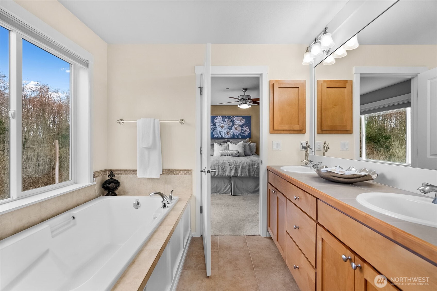 2017 Kennewick Place Northeast Renton, WA 98056 - Photo 21 of 39 Gallery Image 21