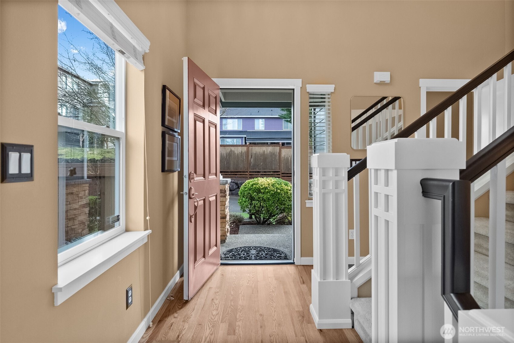 2017 Kennewick Place Northeast Renton, WA 98056 - Photo 5 of 39 Gallery Image 5