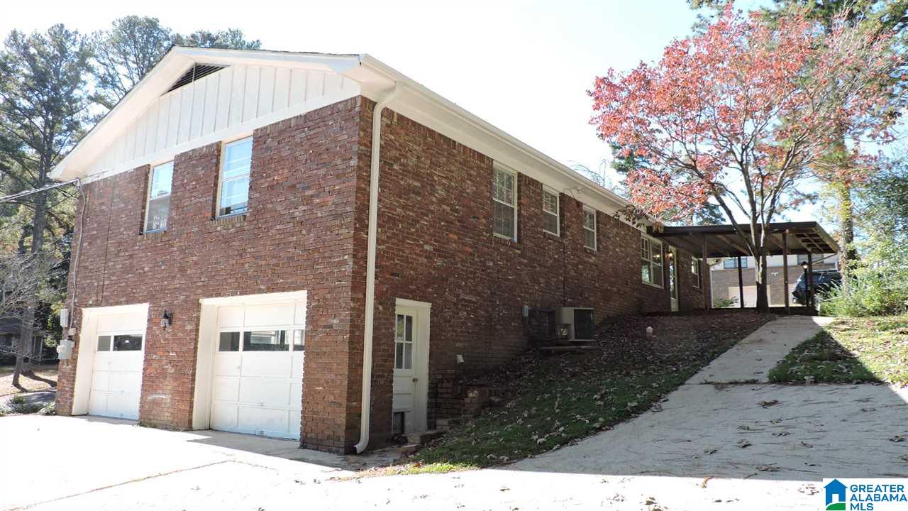 24 Hillview Lane Northwest Birmingham, AL 35215 - Photo 3 of 37
