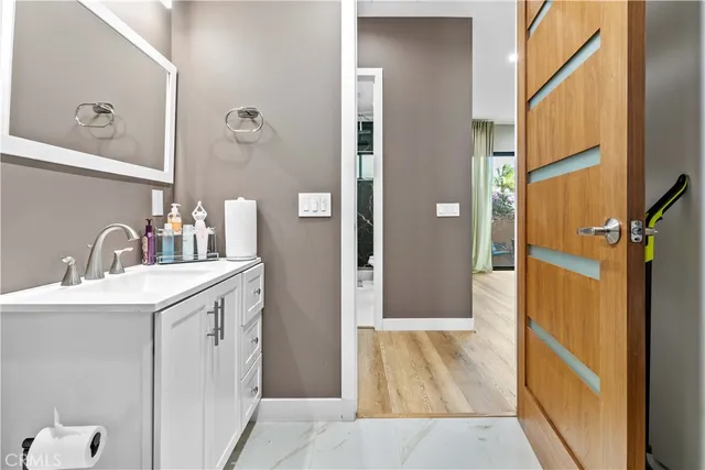 $1,995,000 | 1918 North Maple Street, Burbank, CA 91505