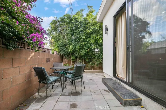 $1,995,000 | 1918 North Maple Street, Burbank, CA 91505