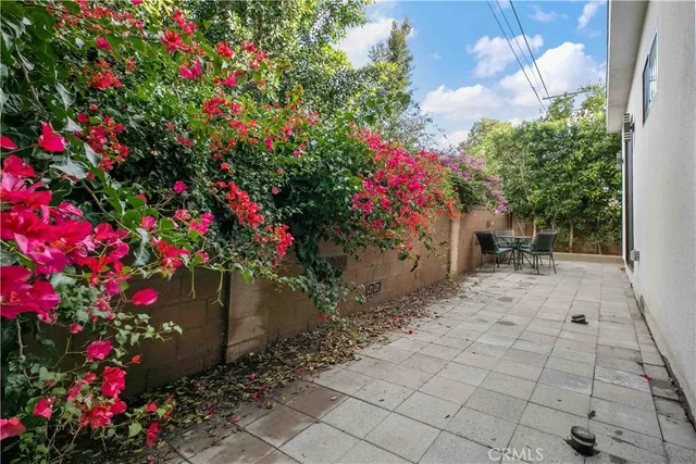 $1,995,000 | 1918 North Maple Street, Burbank, CA 91505