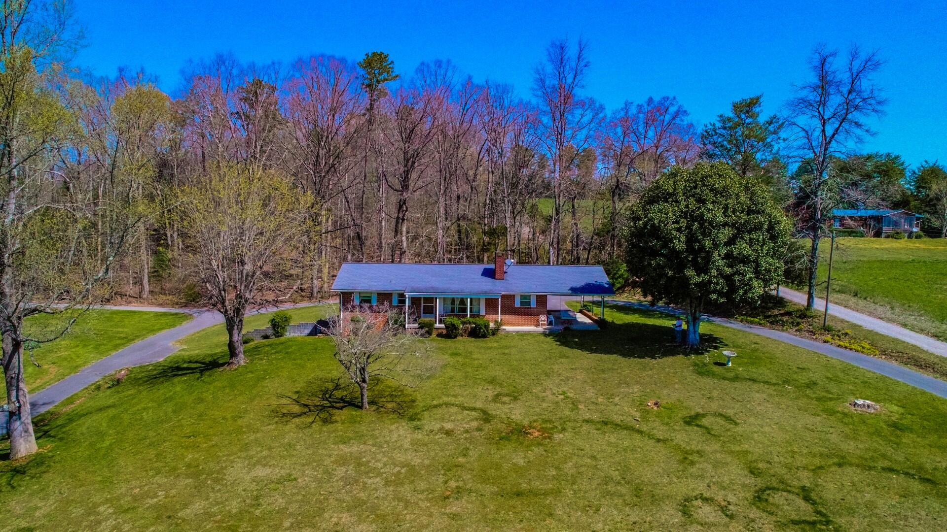 276 Lower Bogard Road Newport, TN 37821 - Photo 14 of 39 9