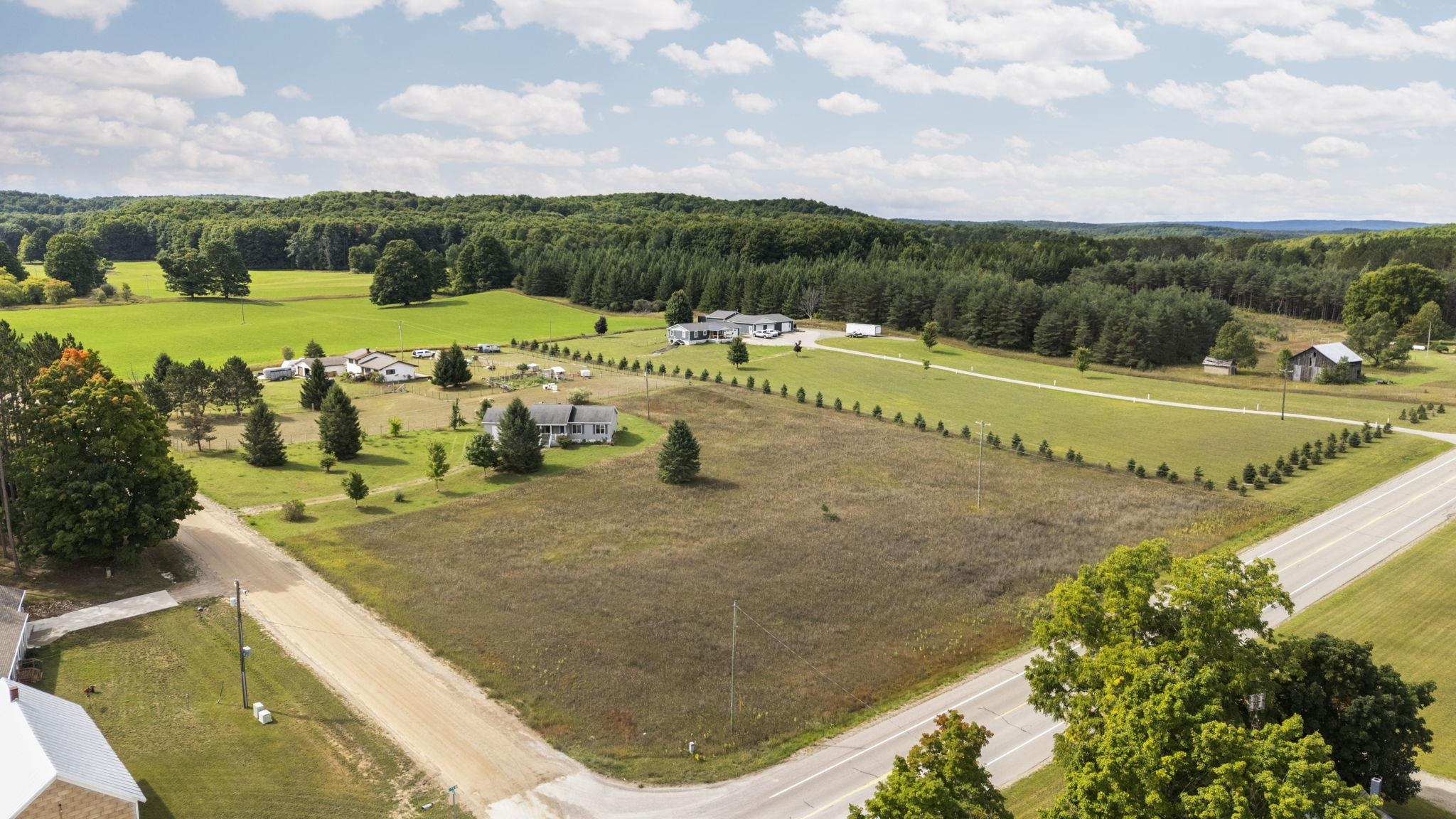 4943 North 33 Road Manton, MI 49663 - Photo 36 of 51 Gallery Image 36
