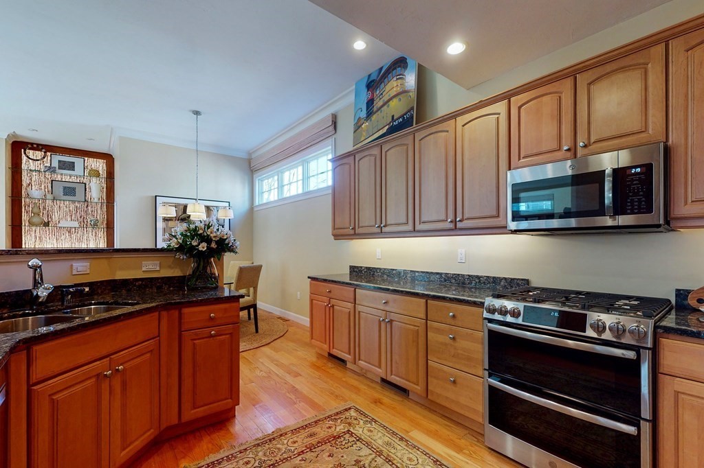 5 Preston Square, Unit 32 Quincy, MA 02171 - Photo 13 of 41