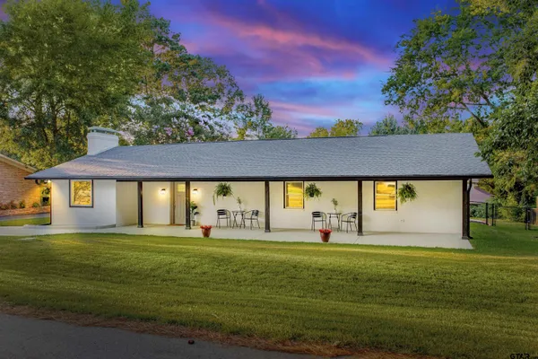 $364,900 | 613 Northgate Drive, Hideaway, TX 75771