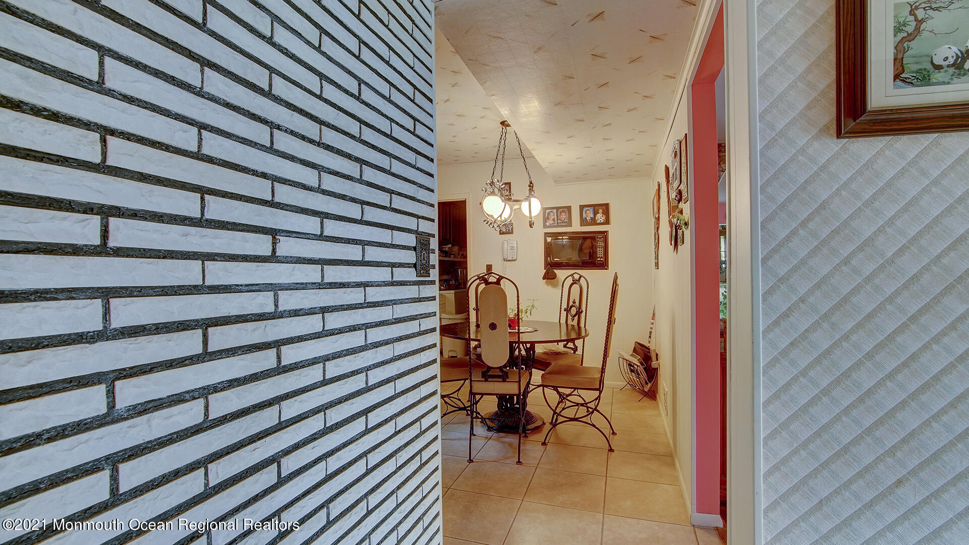 60 Millay Road Morganville, NJ 07751 - Photo 18 of 39 Hallway