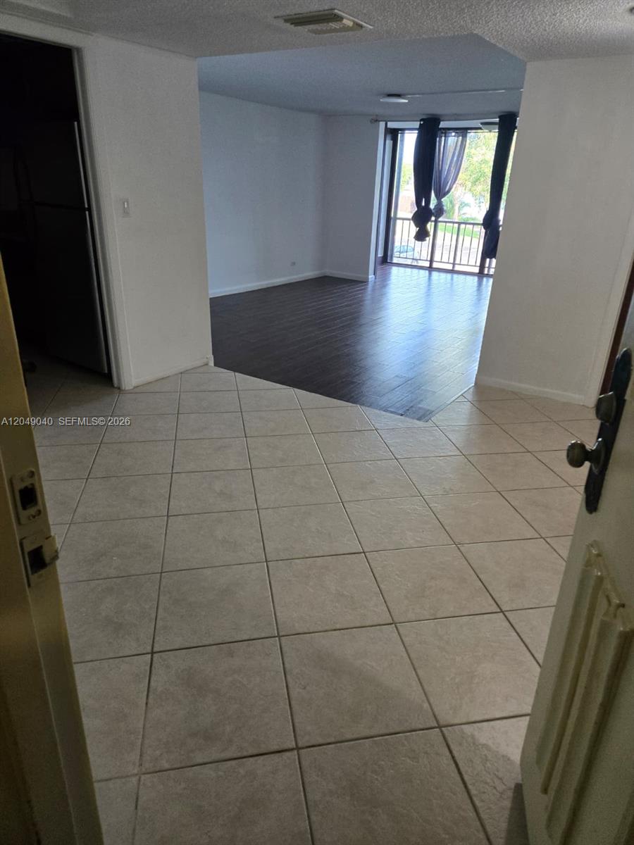 3690 Inverrary Drive, Unit 2Q Lauderhill, FL 33319 - Photo 9 of 31