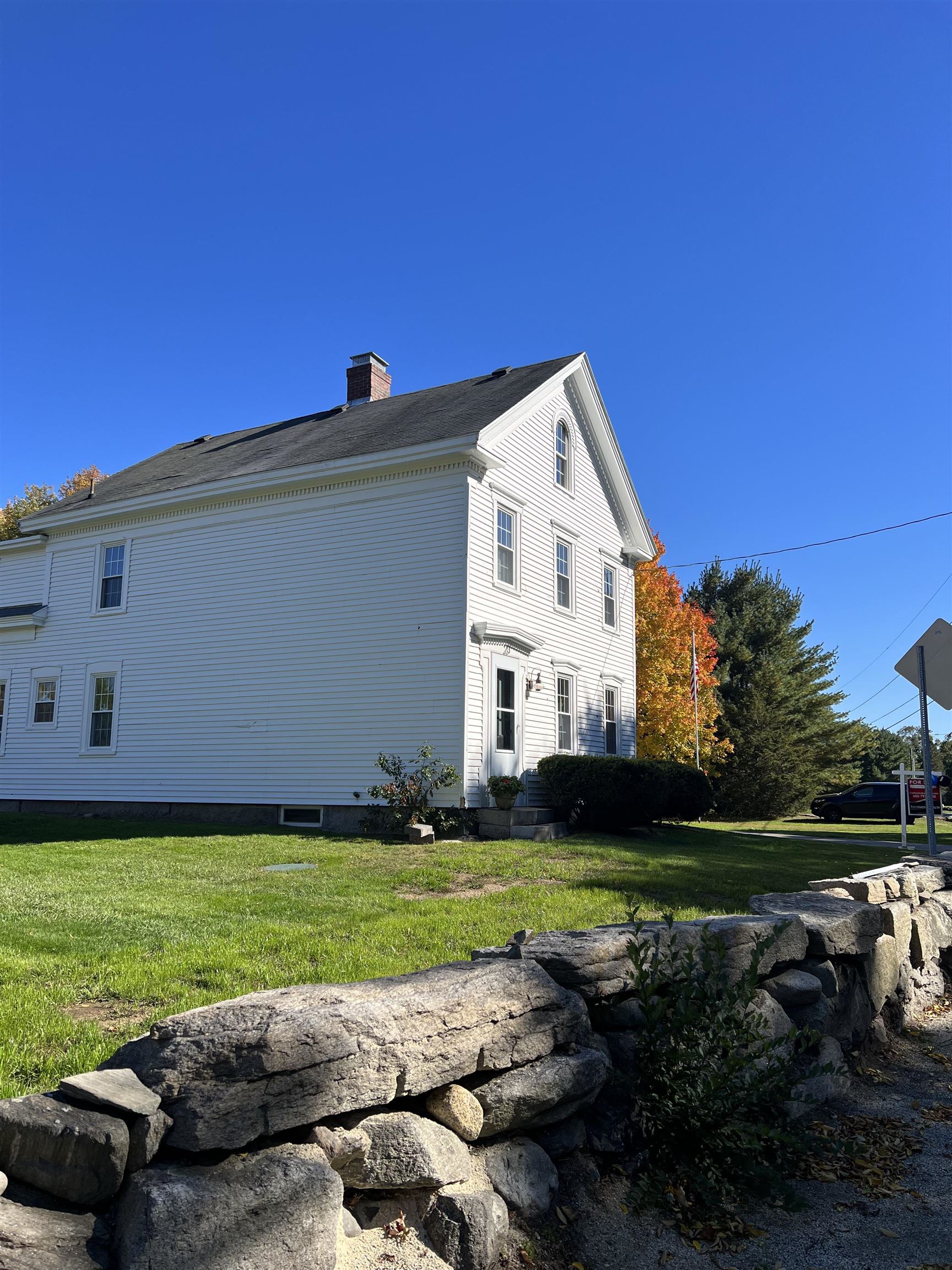 23 Post Road North Hampton, NH 03862 - Photo 5 of 55