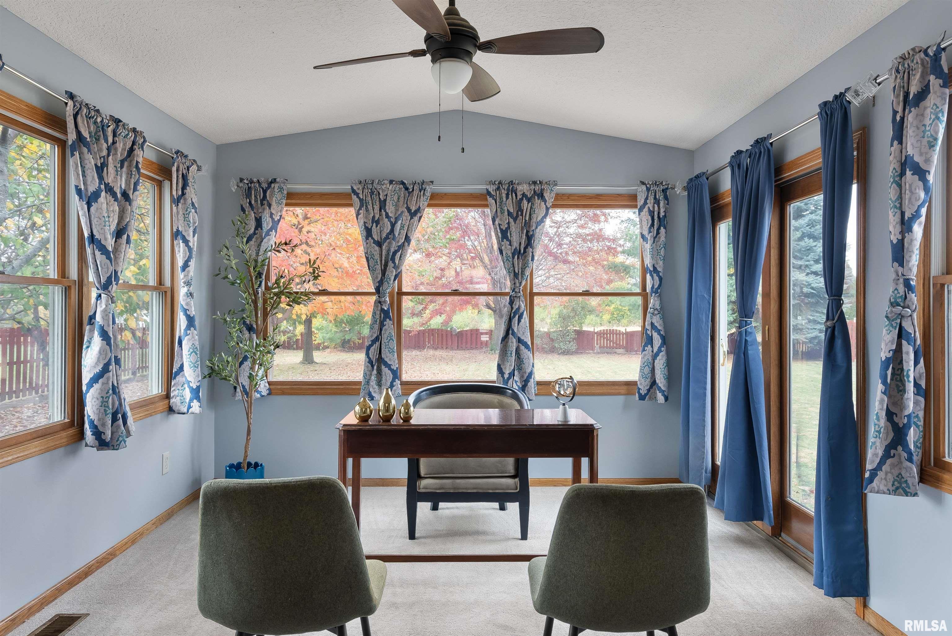 2076 Ashford Road Bettendorf, IA 52722 - Photo 12 of 51 Gallery Image 12