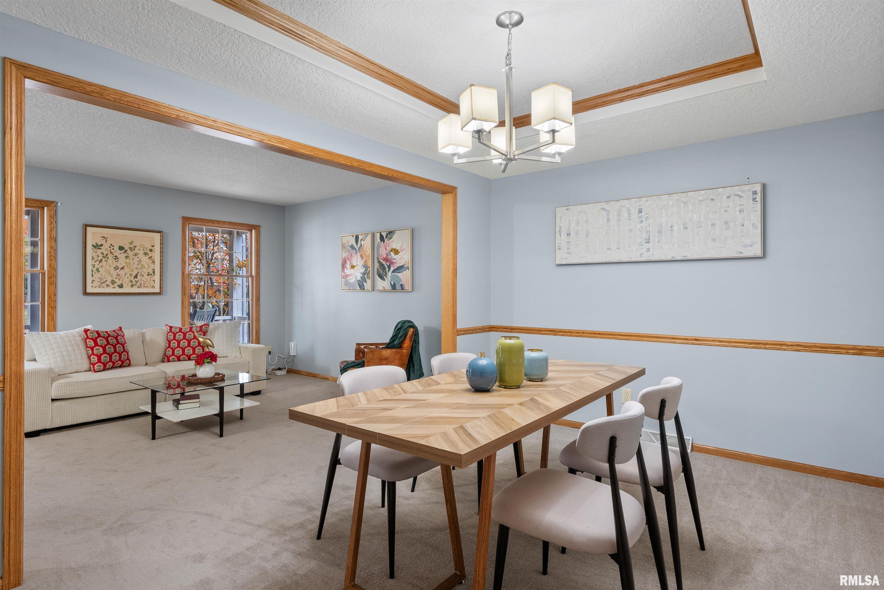 2076 Ashford Road Bettendorf, IA 52722 - Photo 15 of 51 Gallery Image 15