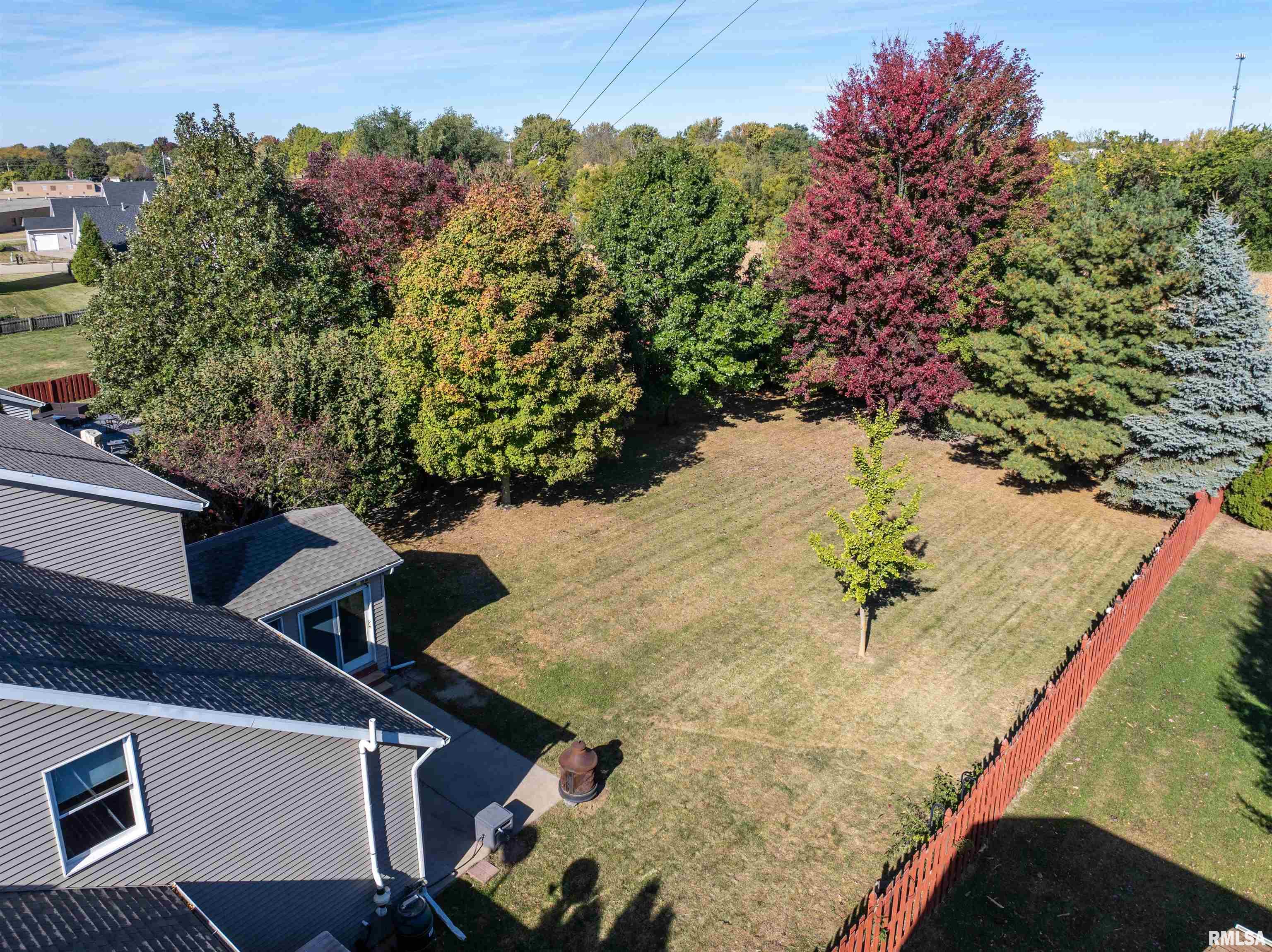 2076 Ashford Road Bettendorf, IA 52722 - Photo 2 of 51 Gallery Image 2