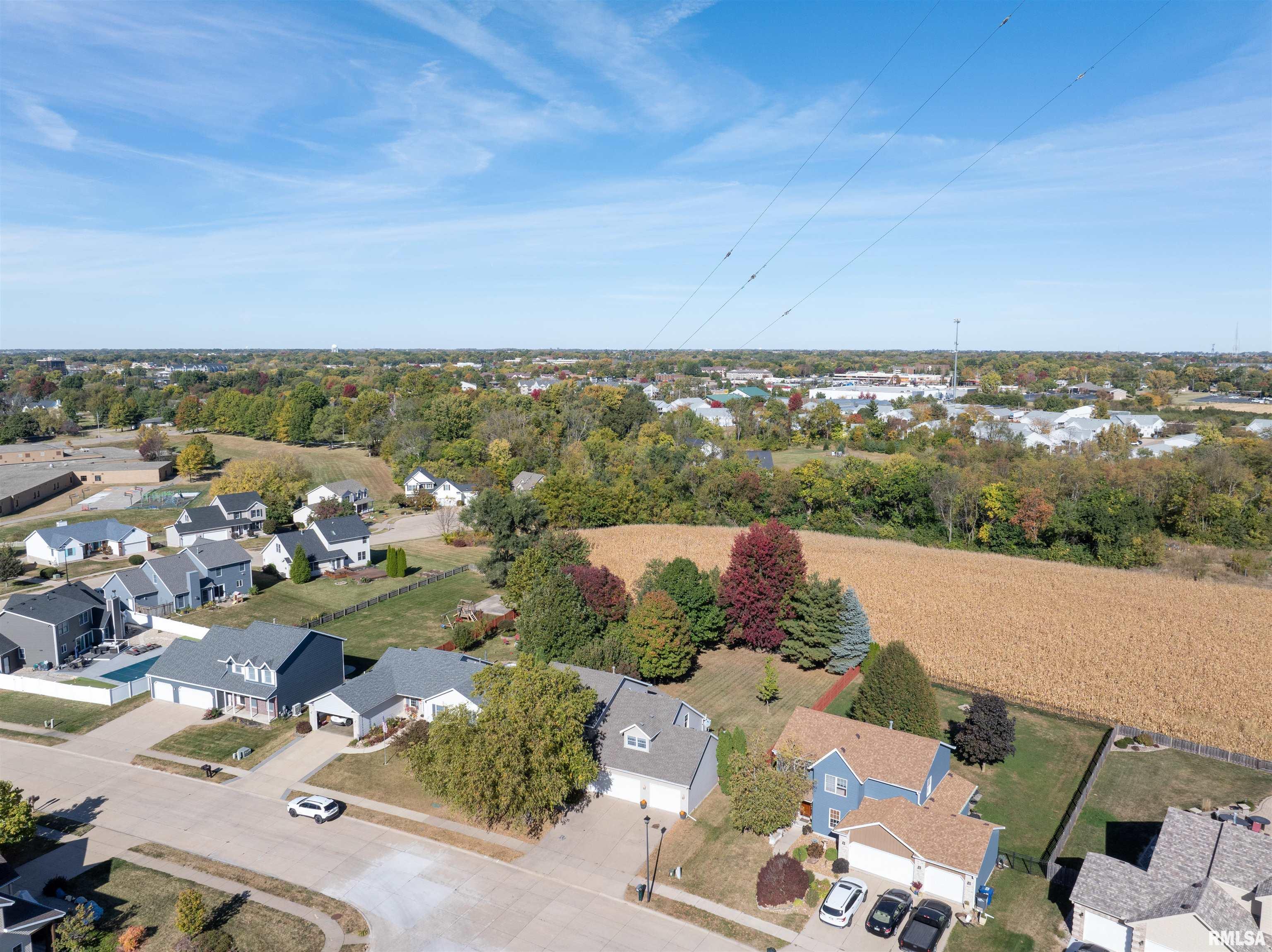 2076 Ashford Road Bettendorf, IA 52722 - Photo 44 of 51 Gallery Image 44