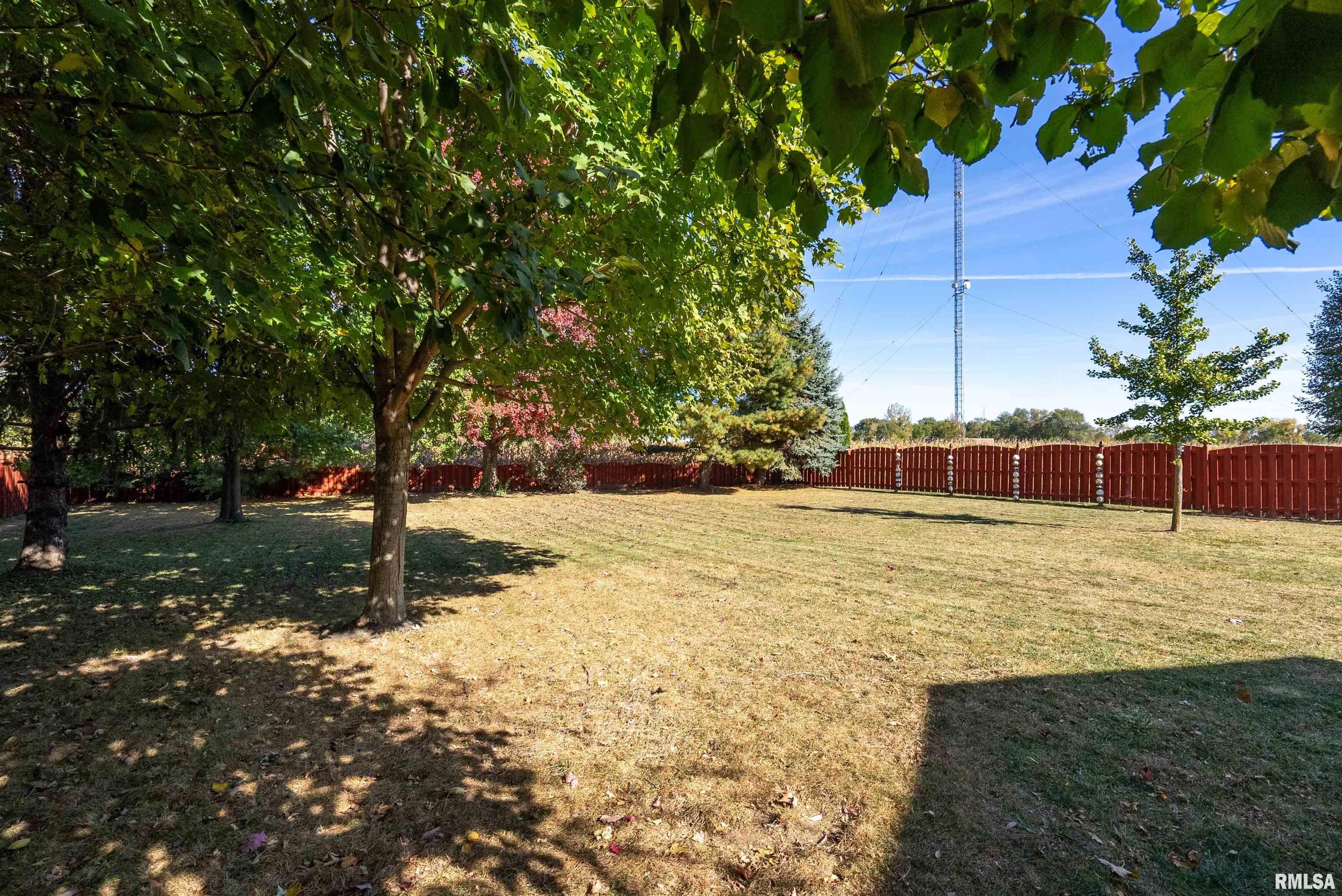 2076 Ashford Road Bettendorf, IA 52722 - Photo 51 of 51 Gallery Image 51