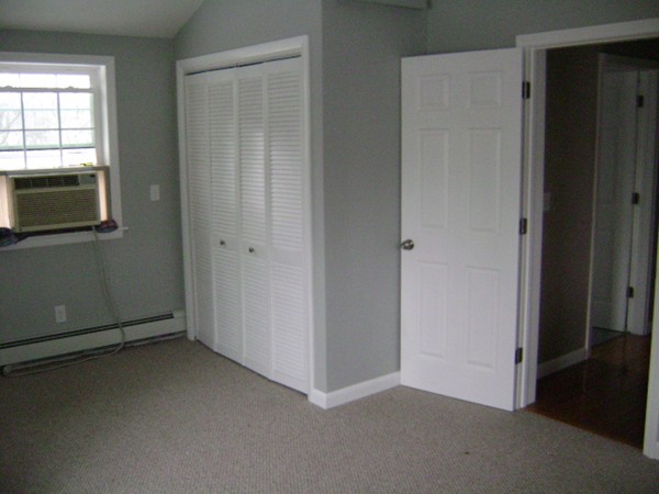 238 Massasoit Road Worcester, MA 01604 - Photo 5 of 13 Gallery Image 5