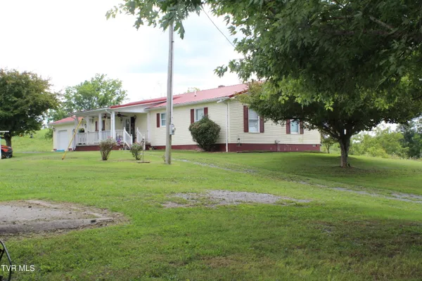 $399,500 | 1704 Balls Chapel Road, Rose Hill, VA 24281