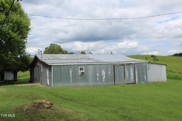 $399,500 | 1704 Balls Chapel Road, Rose Hill, VA 24281