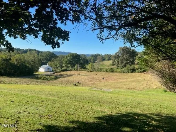 $399,500 | 1704 Balls Chapel Road, Rose Hill, VA 24281