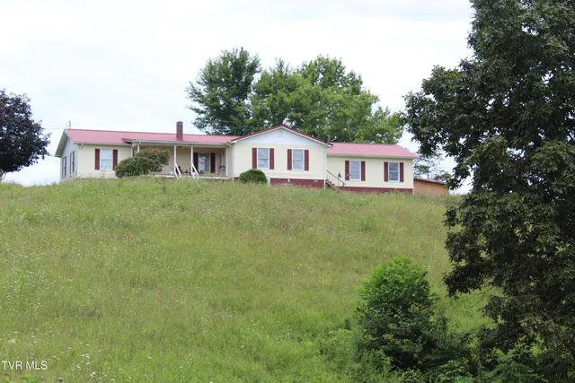 $446,000 | 1704 Balls Chapel Road, Rose Hill, VA 24281