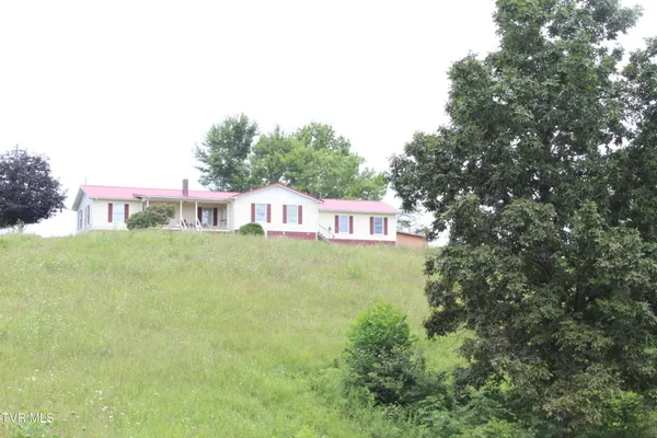 $399,500 | 1704 Balls Chapel Road, Rose Hill, VA 24281