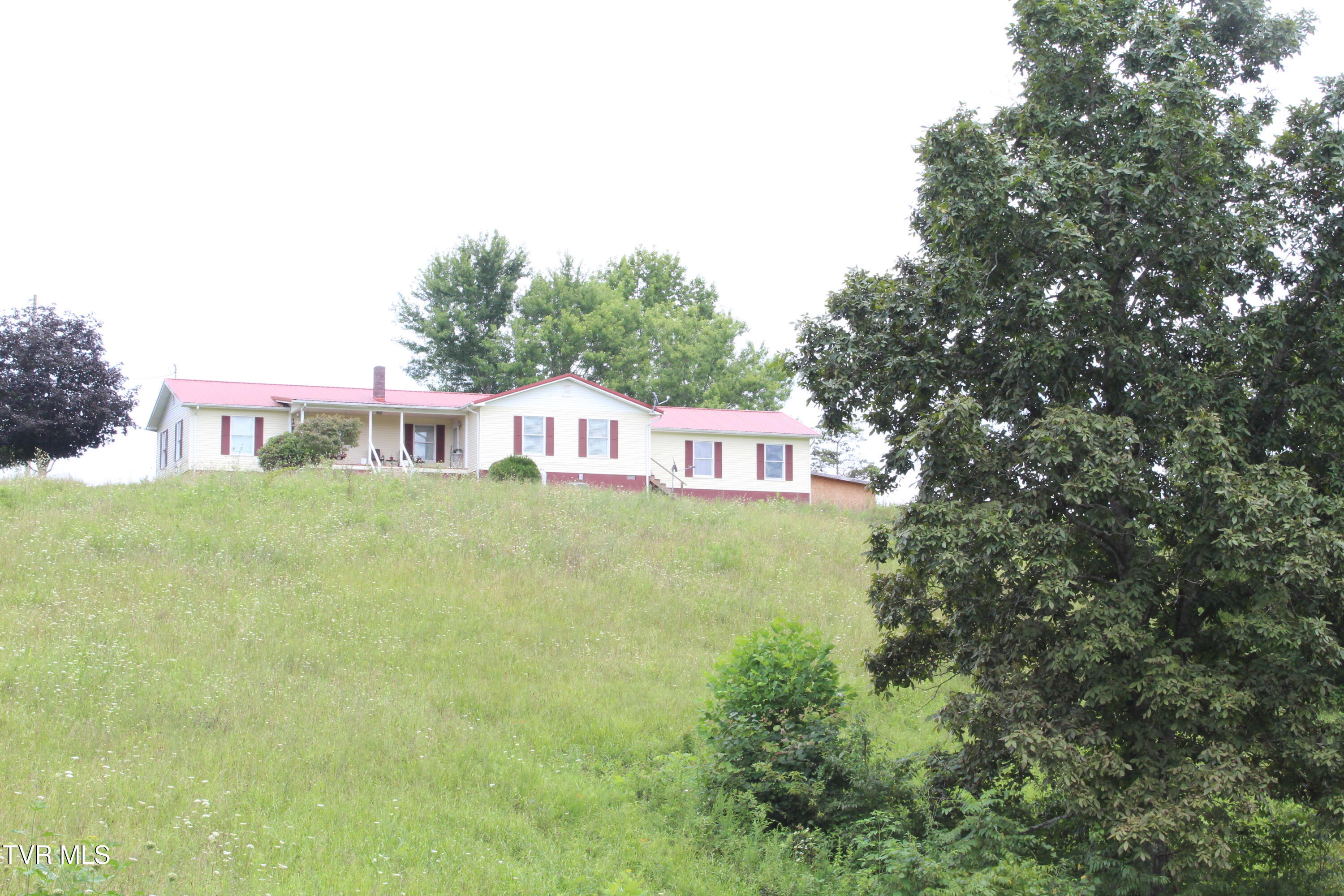 1704 Balls Chapel Road Rose Hill, VA 24281 - Photo 28 of 95 IMG_6020