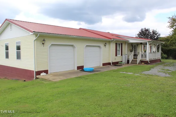 $399,500 | 1704 Balls Chapel Road, Rose Hill, VA 24281