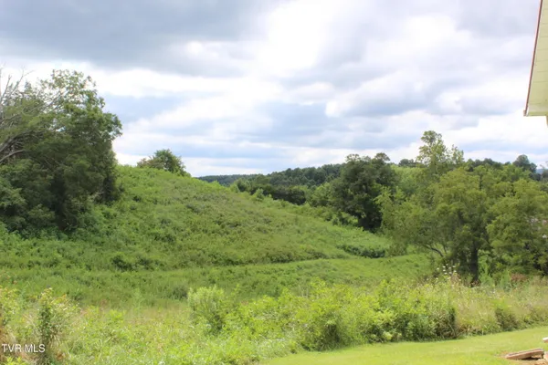 $399,500 | 1704 Balls Chapel Road, Rose Hill, VA 24281