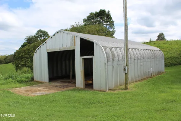 $399,500 | 1704 Balls Chapel Road, Rose Hill, VA 24281