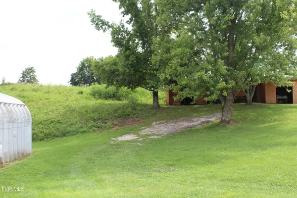 $399,500 | 1704 Balls Chapel Road, Rose Hill, VA 24281