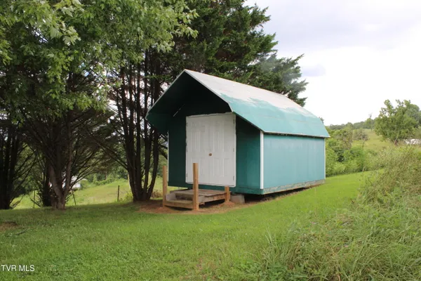 $399,500 | 1704 Balls Chapel Road, Rose Hill, VA 24281