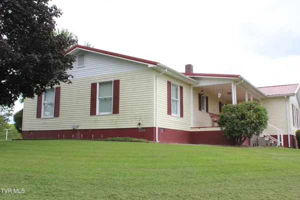 $399,500 | 1704 Balls Chapel Road, Rose Hill, VA 24281