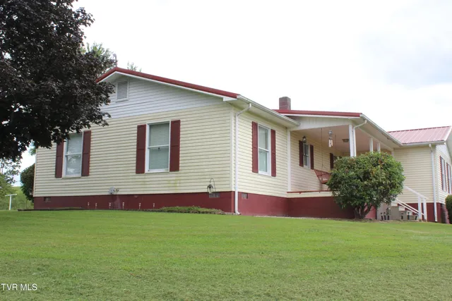 $446,000 | 1704 Balls Chapel Road, Rose Hill, VA 24281