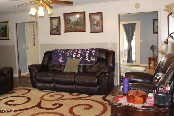 $382,000 | 1704 Balls Chapel Road, Rose Hill, VA 24281