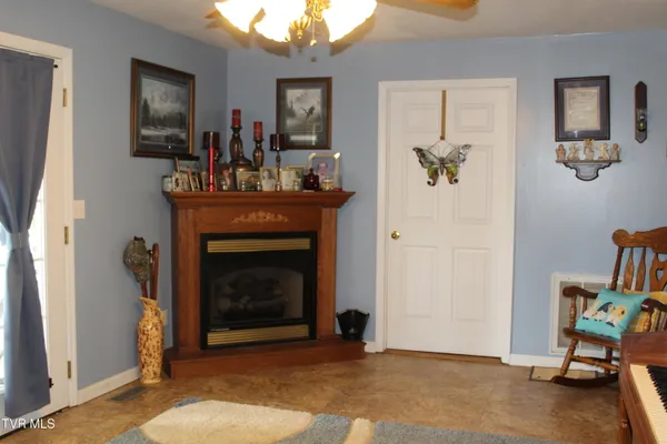 $399,500 | 1704 Balls Chapel Road, Rose Hill, VA 24281