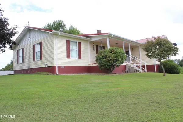 $382,000 | 1704 Balls Chapel Road, Rose Hill, VA 24281