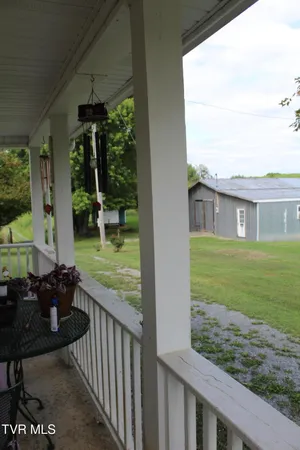 $382,000 | 1704 Balls Chapel Road, Rose Hill, VA 24281